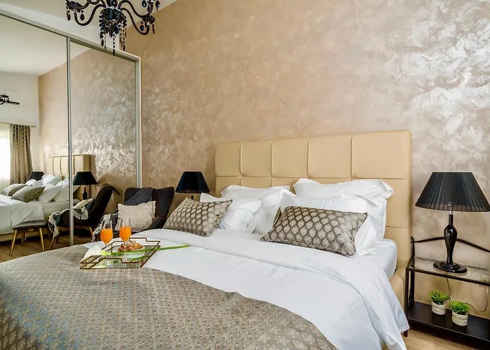 Sea Sparkle 2 Luxury Apartment
